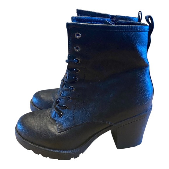 Zigi Soho Black Lace-Up Combat Boots - Picture 3 of 7